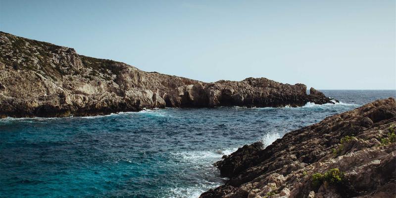 Refrigerator Reviews: Analyzing Fridge Cost Differences by Energy Efficiency - Is a Premium Price Worth the Long-Term Savings?